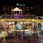 Апартаменти Atlantic Escape La Americas