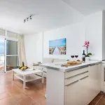 Апартаменти Atlantic Escape La Americas *